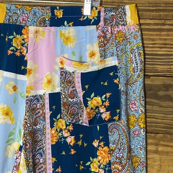 Cato Women's Clearwater Wide Leg Print Pants - Picture 9 of 12